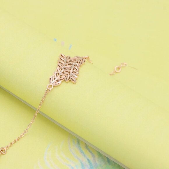 "Elegant Leaf Pattern Rose Gold Bracelet for Women, XPBL1082 - Picture 4 of 13